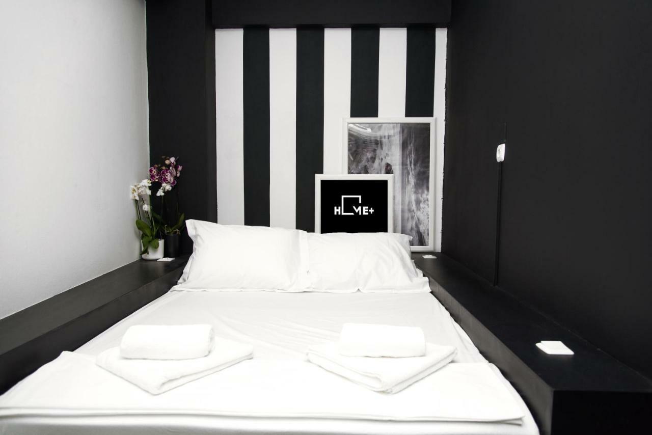Home Plus Eleutheria Budget Room アテネ エクステリア 写真