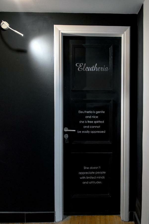 Home Plus Eleutheria Budget Room アテネ エクステリア 写真