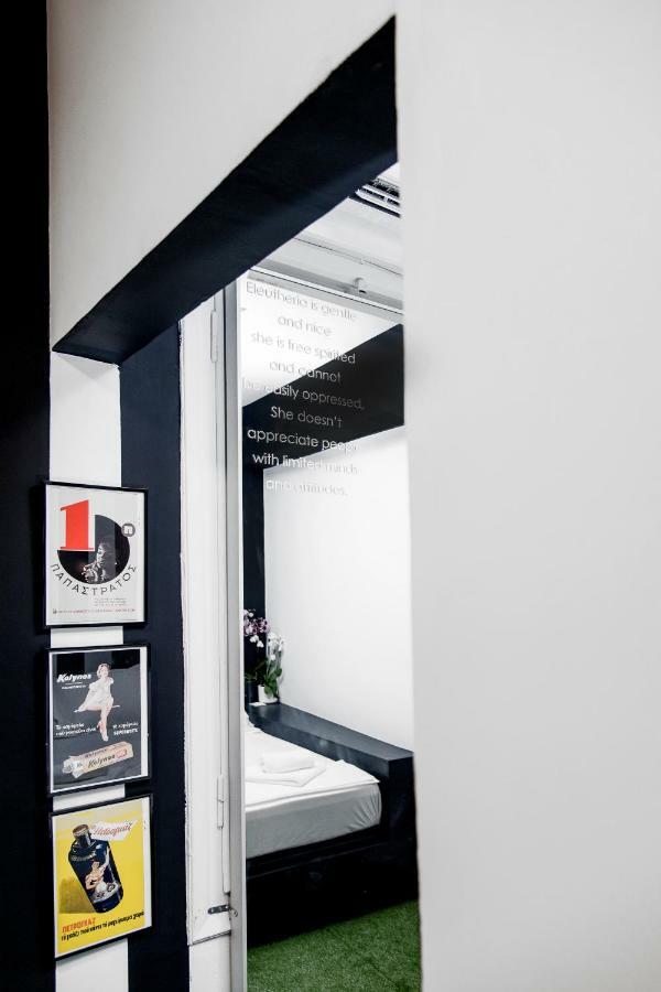 Home Plus Eleutheria Budget Room アテネ エクステリア 写真